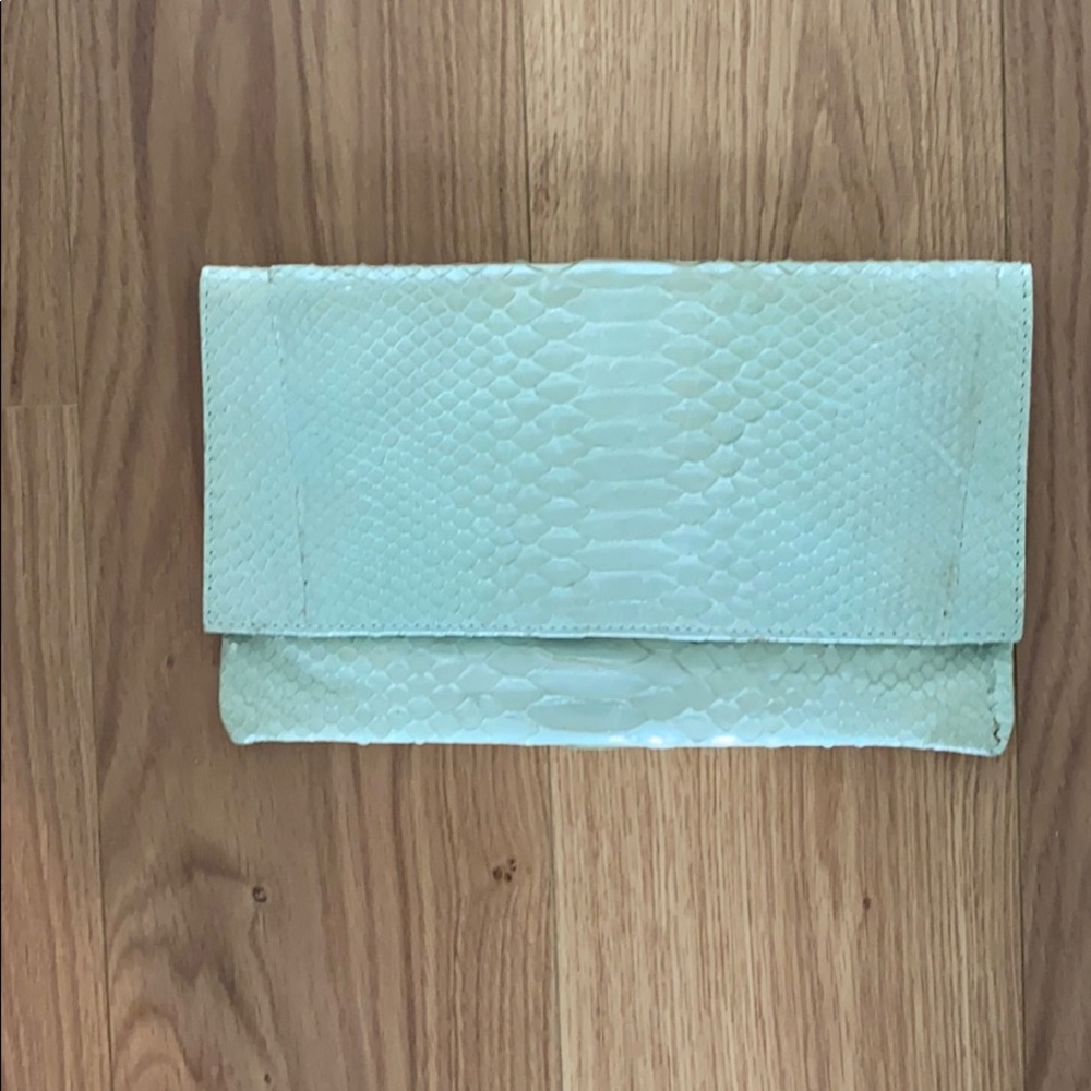 Ateen clutch snakeskin used